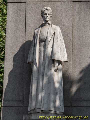 London /  Edith Cavell
