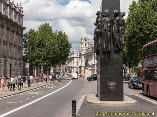London /  Monument to the Women of World War II