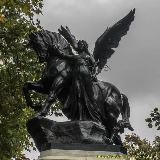 London /  Royal Artillery Boer War Memorial