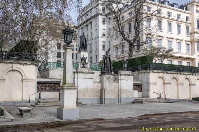 London /  King George VI