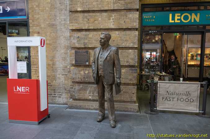 London /  Sir Nigel Gresley