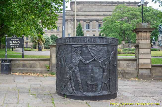 Liverpool /  Hillsborough Stadium Disaster Monument