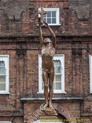Dover /  War Memorial