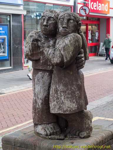 Herne Bay /  Dancing Couple