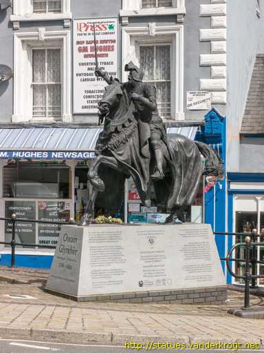 Corwen /  Owain Glyndŵr