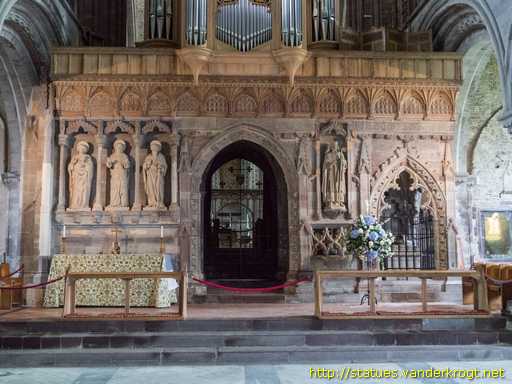 Saint David's - Tyddewi /  Statues at the Bishop Gower's Screen
