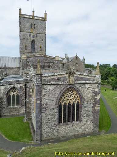 Saint David's - Tyddewi /  Mary and Child
