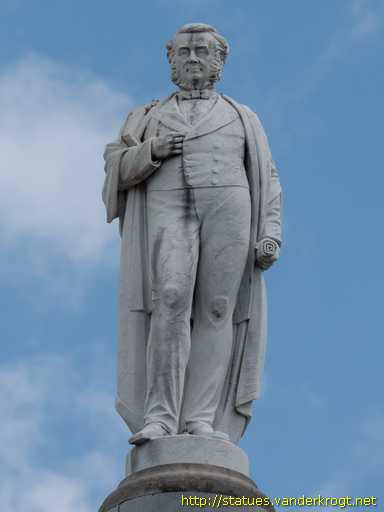 Denbigh - Dinbych /  Dr. Evan Pierce Monument
