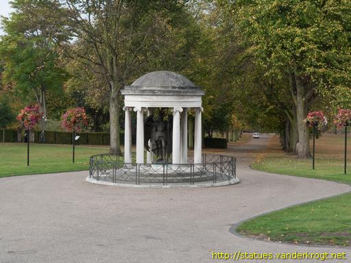 Shrewsbury /  War Memorial