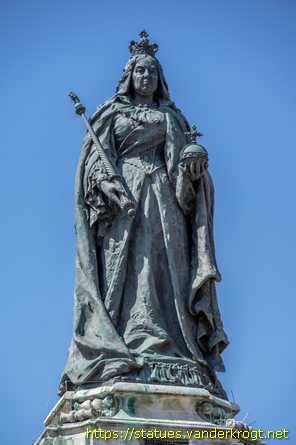 Hull /  Queen Victoria