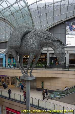 Leeds /  Equus Altus