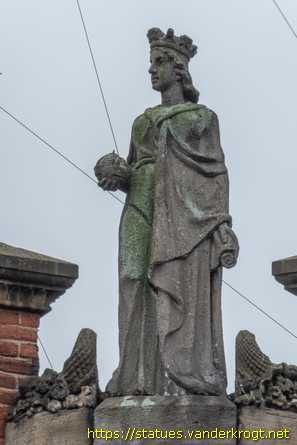 Leeds /  The 'Mystery Monarch'