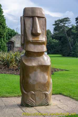 Middlesbrough /  The Marton Moai