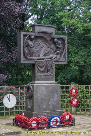 Saltburn by the Sea /  War Memorial 1914-18
