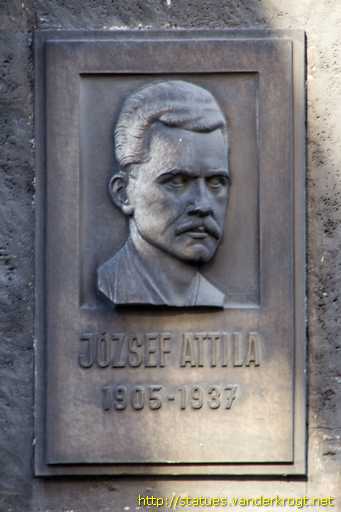 Budapest /  József Attila emléktábla