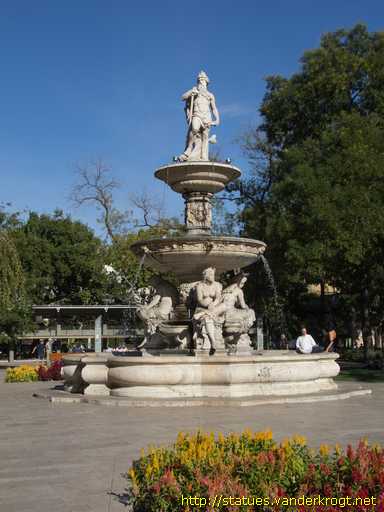 Budapest /  Danubius kút