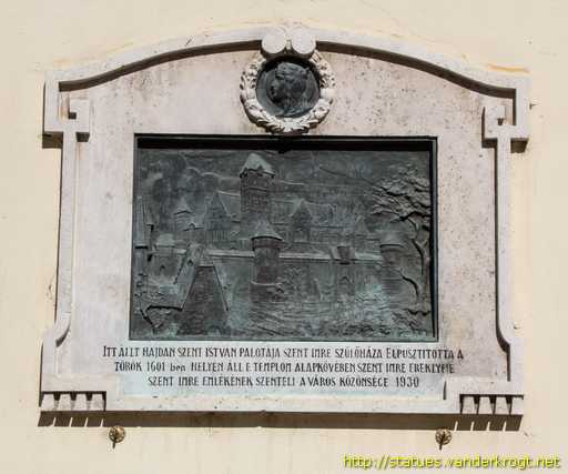 Székesfehérvár /  Szent Imre szülőháza dombormű