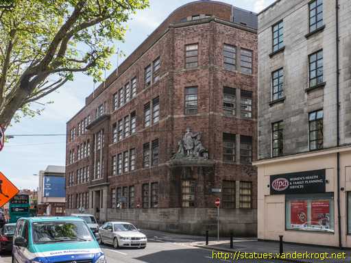 Dublin - Baile Átha Cliath /  The Three Graces
