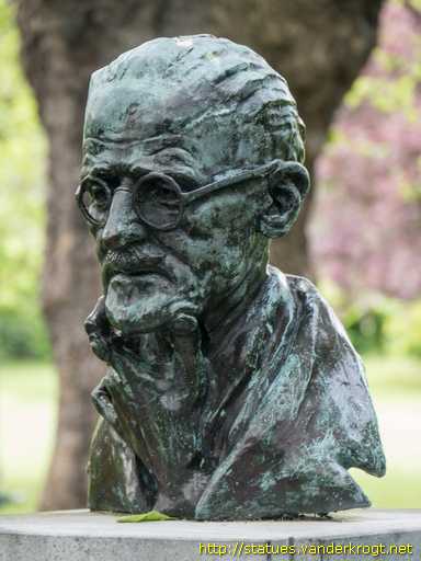 Dublin - Baile Átha Cliath /  James Joyce