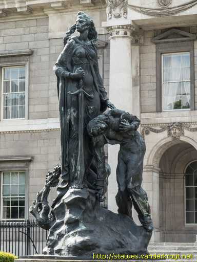 Dublin - Baile Átha Cliath /  Custom House Memorial