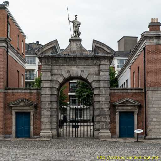 Dublin - Baile Átha Cliath /  Fortitude and Justice