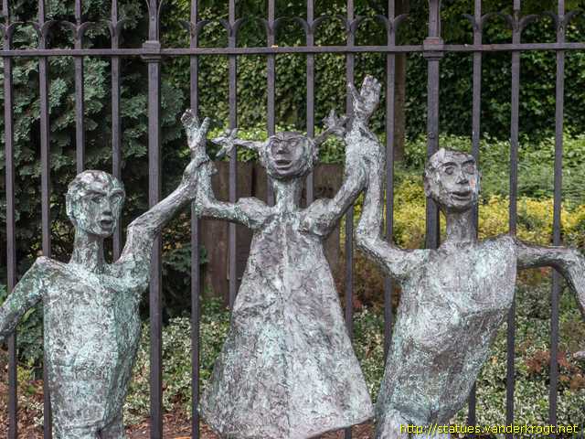 Dublin - Baile Átha Cliath /  Millennium Child