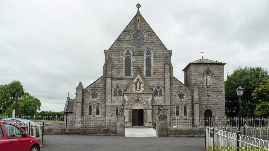 Rathvilly - Ráth Bhile /  Saints' statues at St. Patrick's church