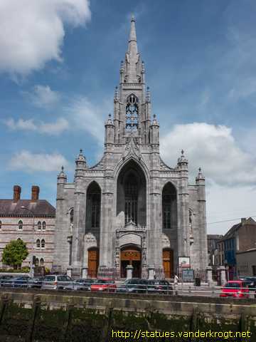 Cork - Corcaigh / Saints' statues at Holy Trinity Church