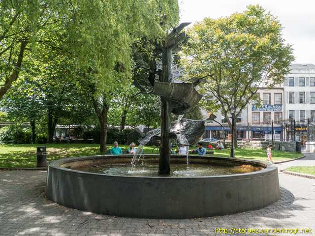 Cork - Corcaigh /  Swan Fountain