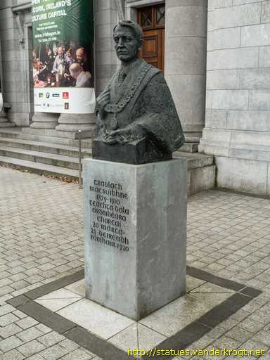 Cork - Corcaigh /  Terence MacSwiney - <i>Toirdhealbhach Mac Suibhne</i>