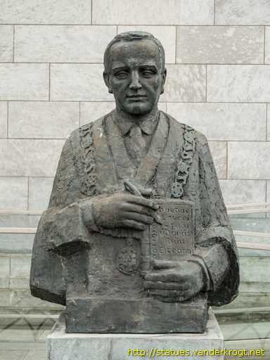 Cork - Corcaigh /  Tomás Mac Curtain
