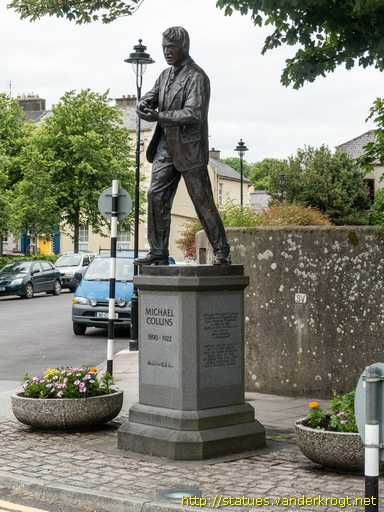 Clonakilty - Cloich na Coillte /  Michael Collins - <i>Mícheál Ó Coileáin</i>