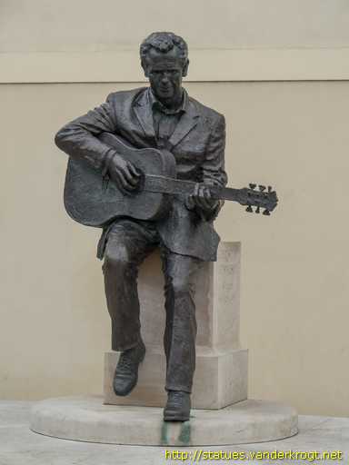 Tralee - Trá Lí /  Christie Hennessy