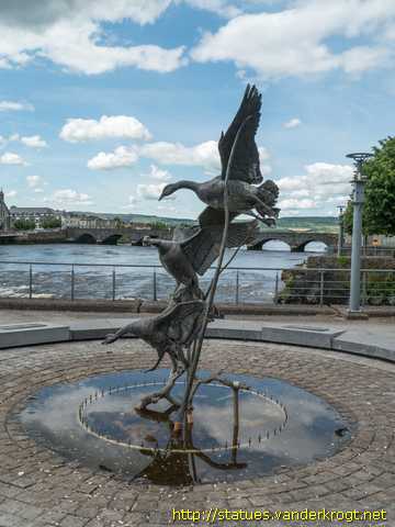 Limerick - Luimneach /  Fountain of Heritage