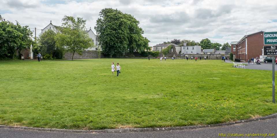 Tuam - Tuaim /  Sacred Heart, Christ King and Lourdes Grotto