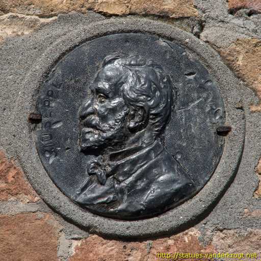 Roncole Verdi /  Lapide commemorativa di salvataggio di Verdi nel 1814