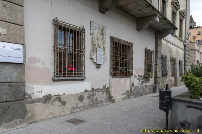 Arezzo /  Monumento ai caduti i Guerra Mondiale 1915 - 1918