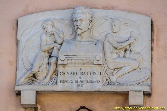 Pietrasanta /  Cesare Battisti