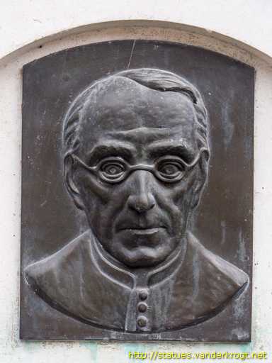 Kaunas /  Adomas Jakštas