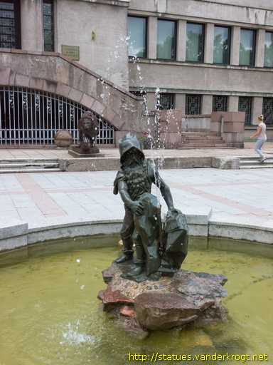 Kaunas /  Fontanas 'Nykštukas'