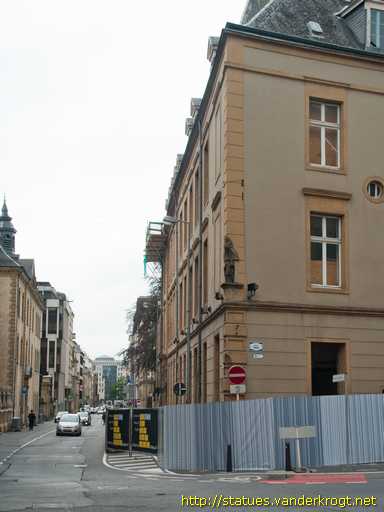 Luxembourg /  La Vierge à l'enfant