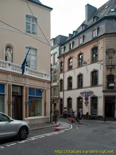 Luxembourg /  La Vierge à l'enfant