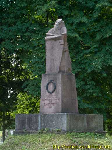 Valka /  Piemineklis brīvības cīnītājiem