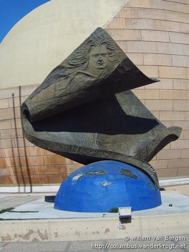 Tijuana /  Cristóbal Colón escultura