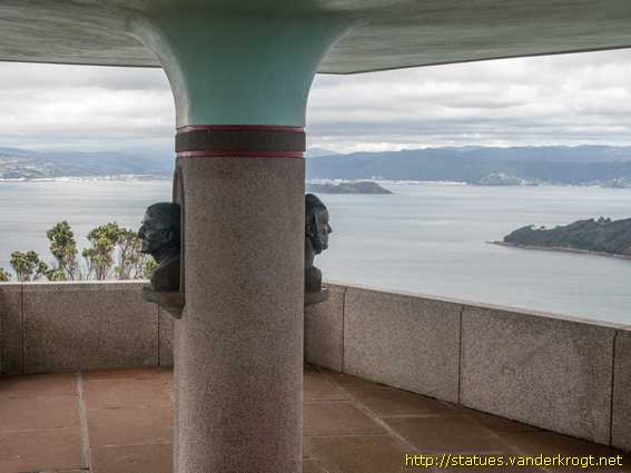 Wellington /  Centennial Memorial