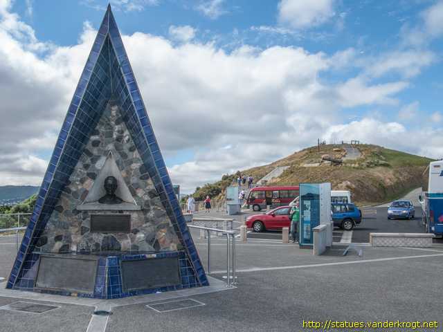 Wellington /  Byrd Monument