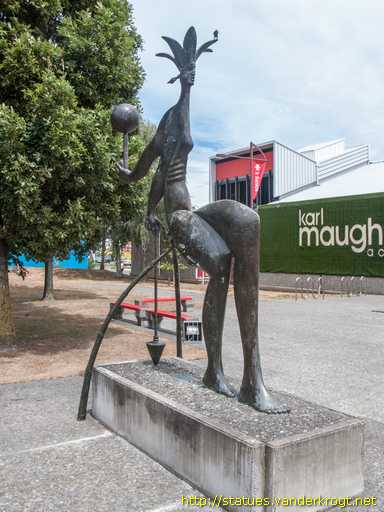 Palmerston North /  Pacific Monarch