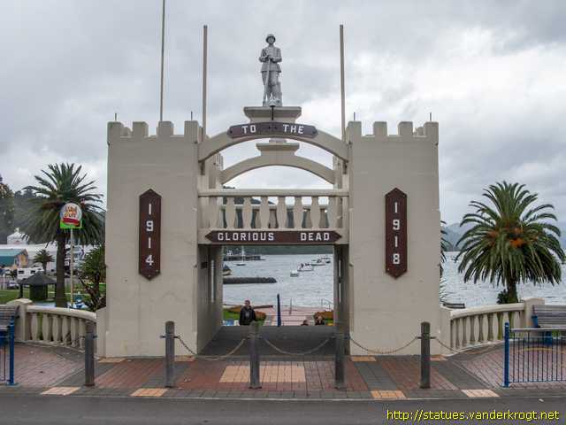 Picton /  War Memorial 1914-18