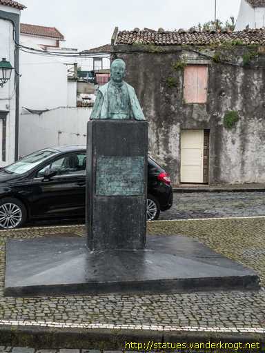 Lagoa /  Dom Manuel de Medeiros Guerreiro
