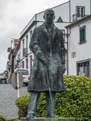 Nordeste, Vila de /  António Alves de Oliveira